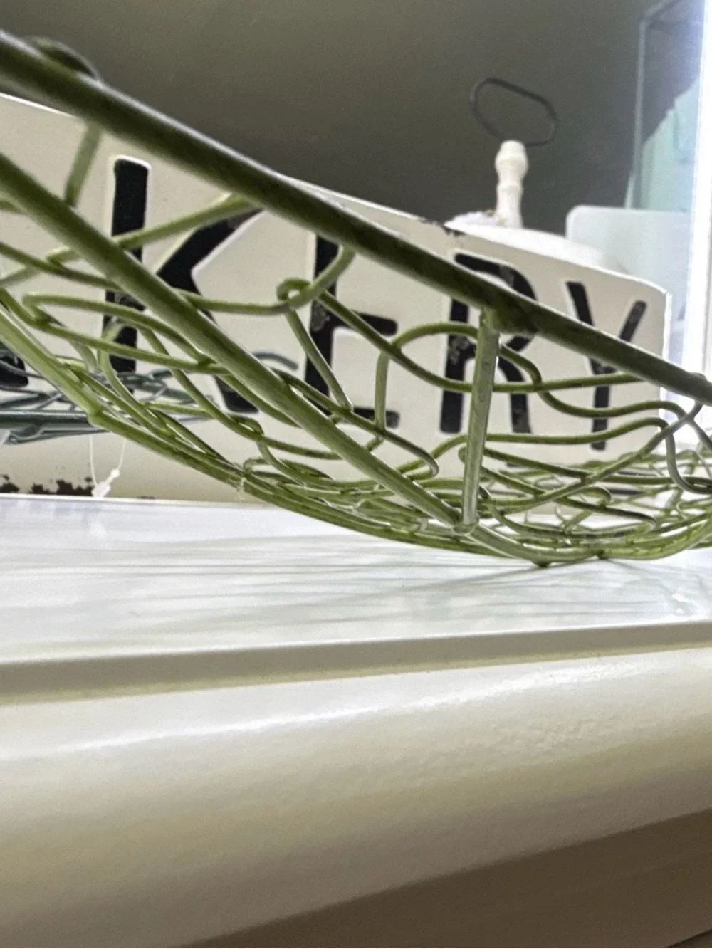 Set of 2 Green Metal Wire Leaf Trays / Decorative Catchall Baskets